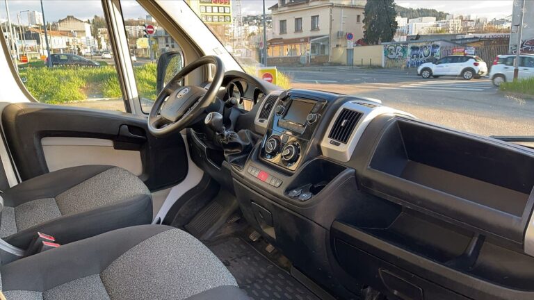 Fiat Ducato VU III 2.3 Multijet 130 Pack Pro Nav – 3 places - Image 10 (July 6, 2026)