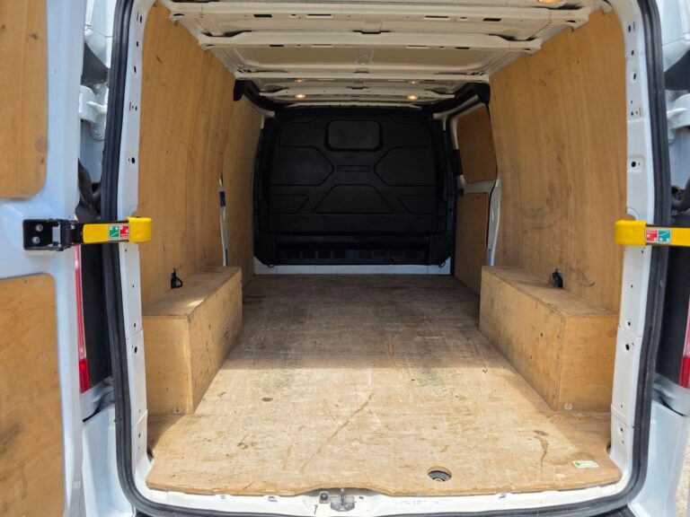 Ford Transit Custom II 2.0 TDCi 130 Trend Business - Image 14 (July 6, 2026)