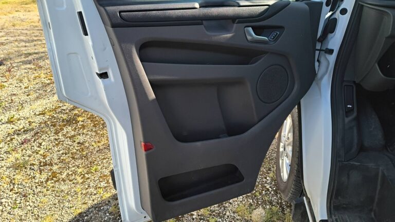 Ford Transit Custom II 2.0 TDCi 130 Trend Business - Image 07 (July 6, 2026)