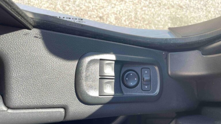 Renault Master FOURGON FGN TRAC F3300 BLUE DCI 135 GRAND CONFORT - Image 19 (July 6, 2026)