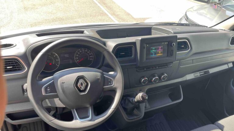 Renault Master FOURGON FGN TRAC F3300 BLUE DCI 135 GRAND CONFORT - Image 09 (July 6, 2026)