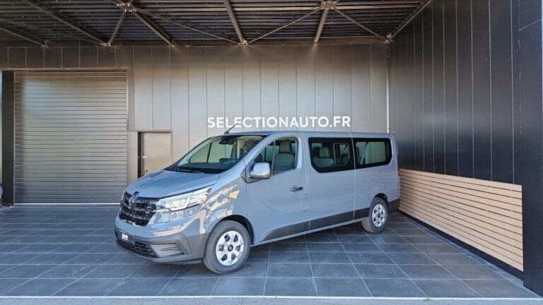 Renault Trafic BLUE DCI 150 AUTO GRAND EVOLUTION - Image 01 (July 6, 2026)