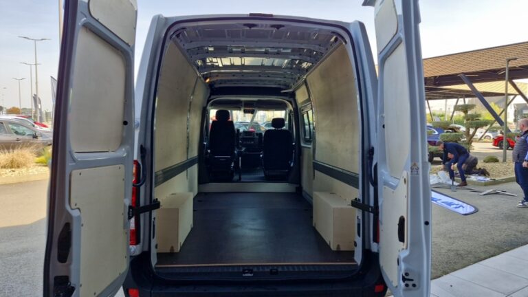 Renault Master trac f3500 blue dci 165 grand confort - Image 10 (July 6, 2026)