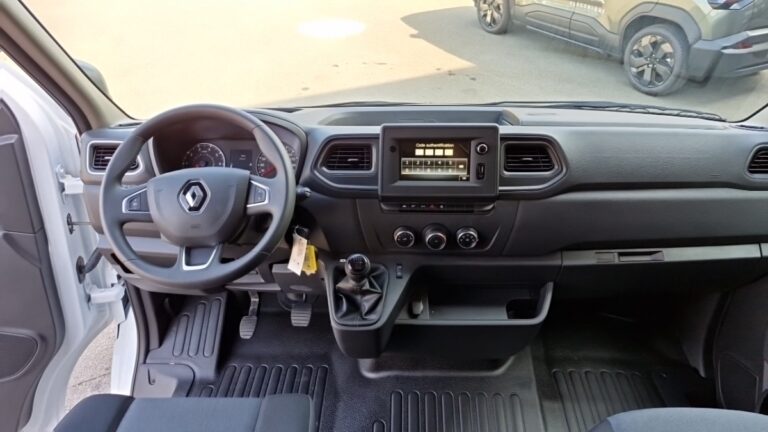 Renault Master trac f3500 blue dci 165 grand confort - Image 12 (July 6, 2026)