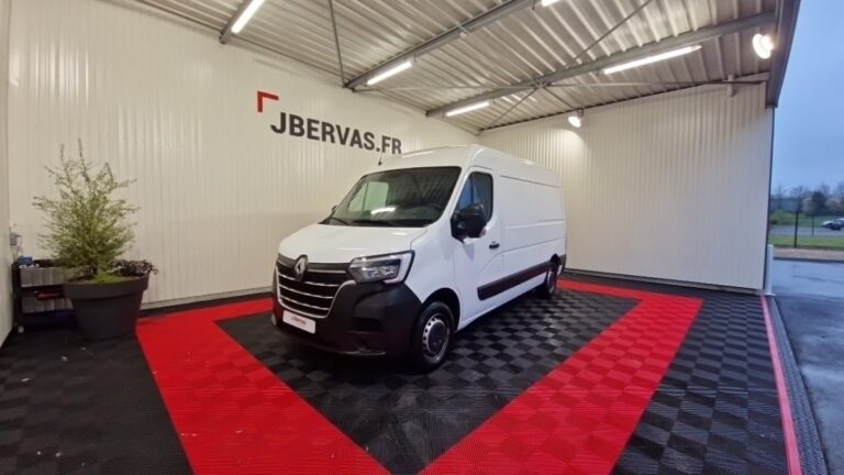 Renault Master F3300 blue dci 135 grand confort - Image 01 (July 6, 2026)