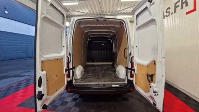 Renault Master F3300 blue dci 135 grand confort - Image 10 (July 6, 2026)