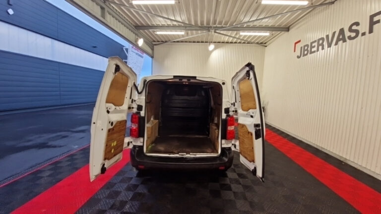 Peugeot Expert tole standard 2.0 bluehdi 120 ss premium - Image 13 (July 6, 2026)