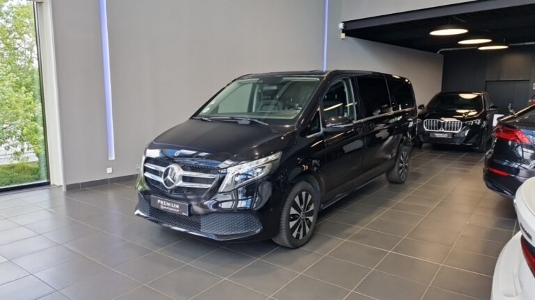 Mercedes Classe V EXTRA-LONG 250 D 9G-TRONIC AVANTGARDE 4 MATIC - Image 01 (July 6, 2026)