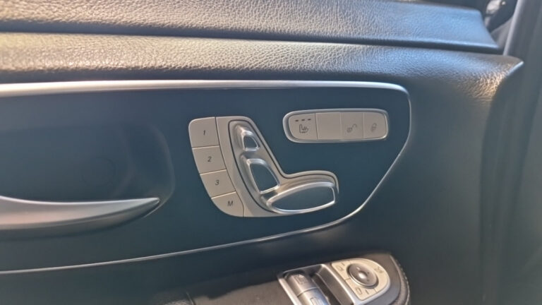 Mercedes Classe V EXTRA-LONG 250 D 9G-TRONIC AVANTGARDE 4 MATIC - Image 09 (July 6, 2026)