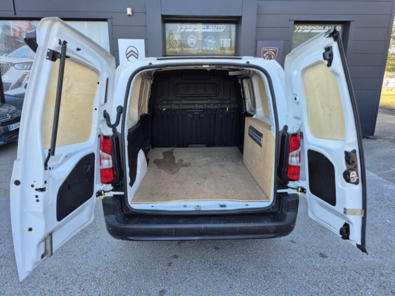 Citroën Berlingo Van III XL 950kg BlueHDi 100 S&S BVM Driver - Image 19 (August 6, 2026)