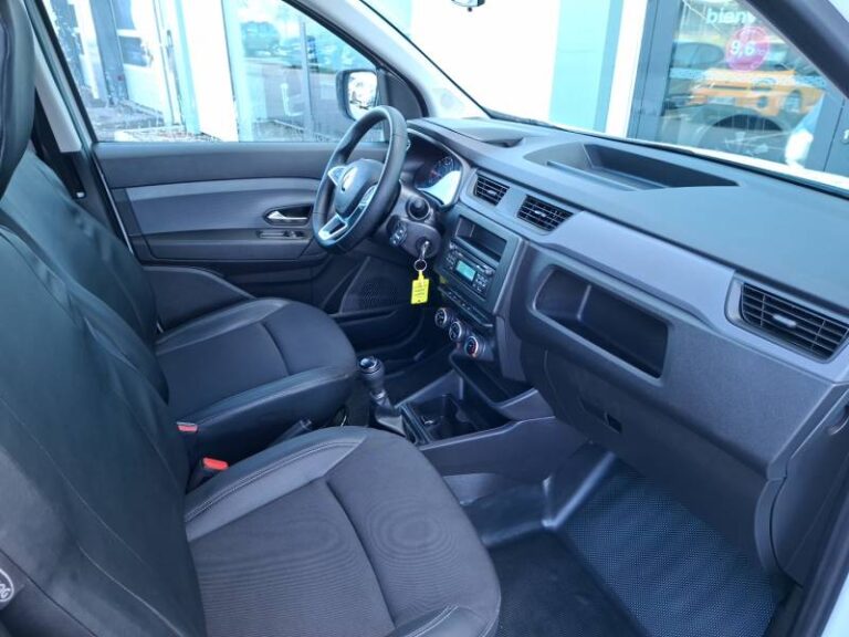 Renault Express (30) VAN BLUE DCI 95 – 22 CONFORT - Image 14 (July 6, 2026)