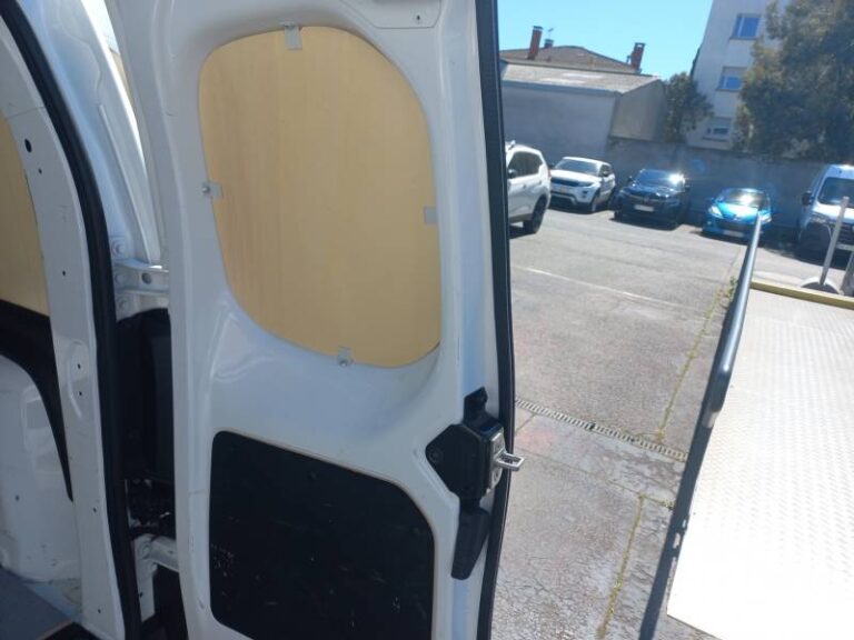 Renault Kangoo Van BLUE DCI 95 GRAND CONFORT- 22 - Image 14 (July 6, 2026)