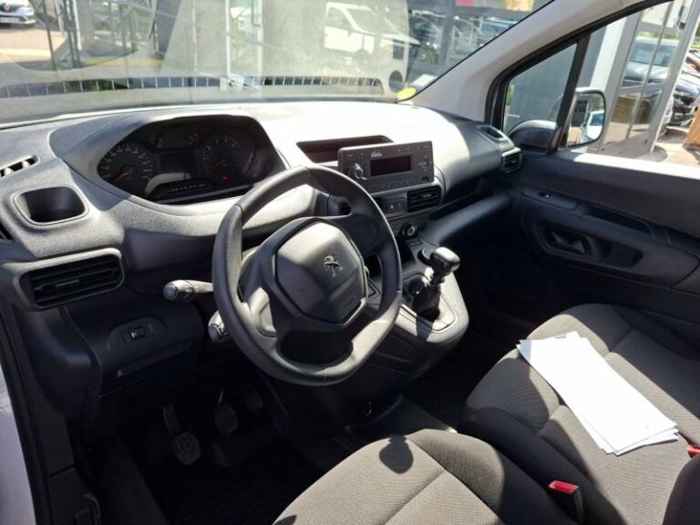 Peugeot Partner FGN FOURGON STANDARD 1000 KG BLUEHDI 130 S&S BVM6 GRIP - Image 11 (July 6, 2026)