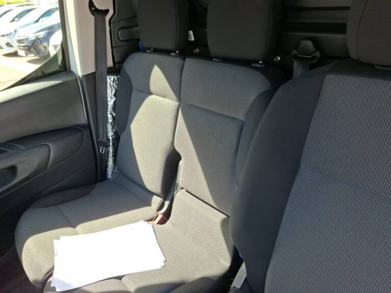 Peugeot Partner FGN FOURGON STANDARD 1000 KG BLUEHDI 130 S&S BVM6 GRIP - Image 12 (July 6, 2026)