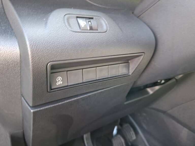 Peugeot Partner FGN FOURGON STANDARD 1000 KG BLUEHDI 130 S&S BVM6 GRIP - Image 15 (July 6, 2026)