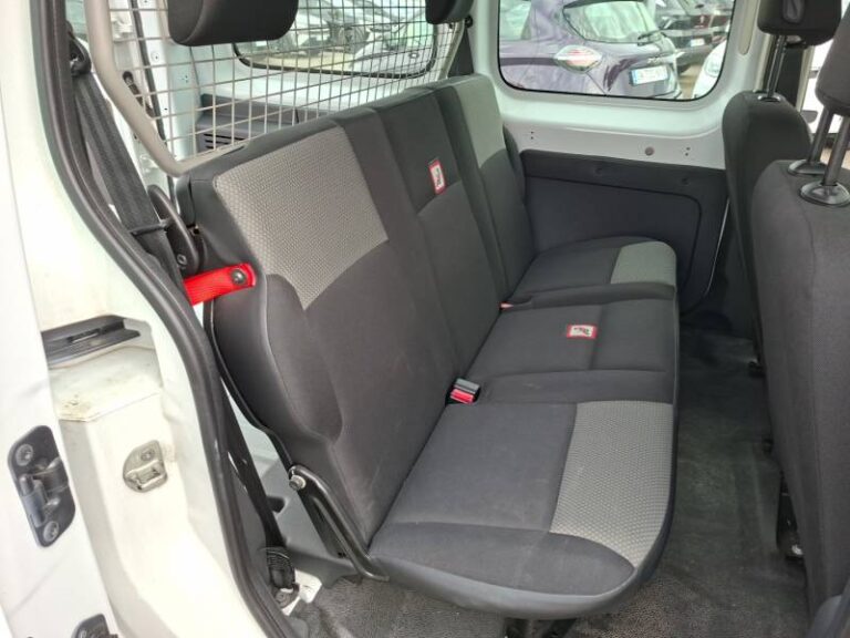 Renault Kangoo Van EXPRESS CA BLUE DCI 95 CONFORT - Image 11 (July 6, 2026)