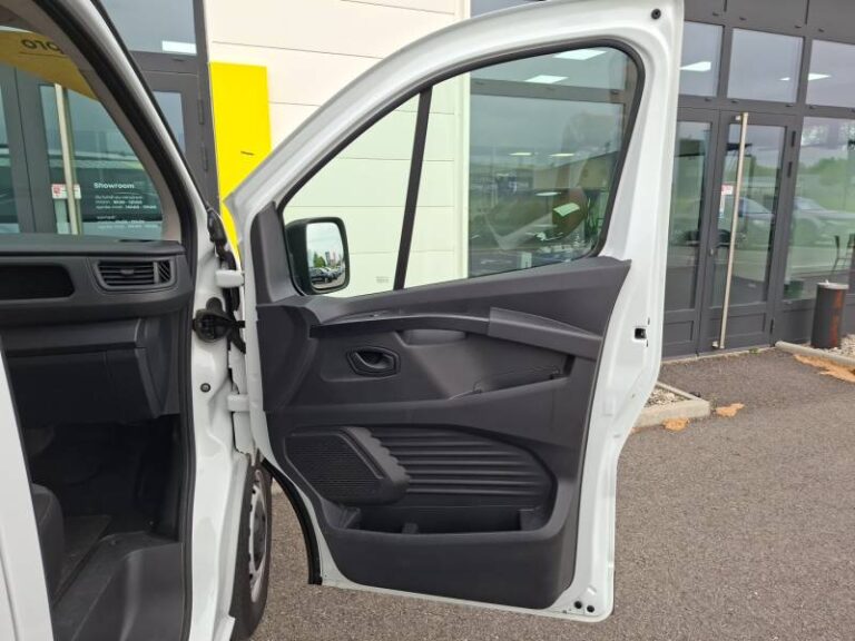 Renault Trafic FGN 3000 KG BLUE DCI 130 CONFORT - Image 15 (July 6, 2026)