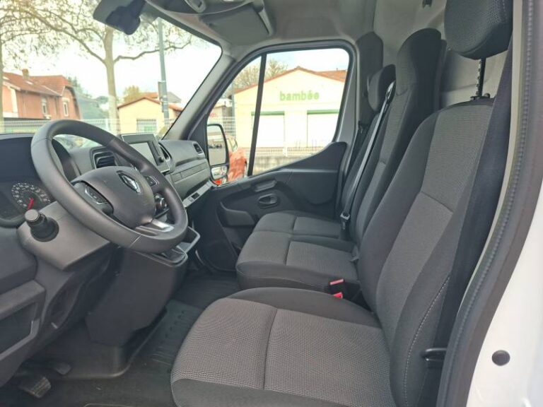 Renault Master FOURGON FGN TRAC F3500 BLUE DCI 135 GRAND CONFORT PS - Image 10 (July 6, 2026)