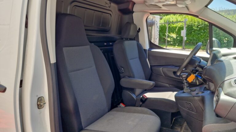 Citroën Berlingo VAN M 650 BLUEHDI 100 SS BVM6 CLUB - Image 07 (July 6, 2026)
