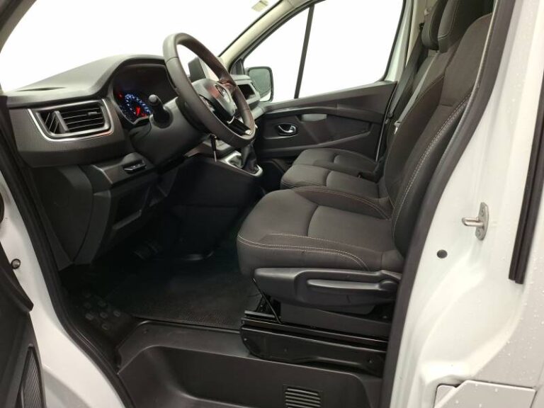 Renault Trafic FGN 3000 KG BLUE DCI 150 EDC GRAND CONFORT - Image 15 (July 6, 2026)