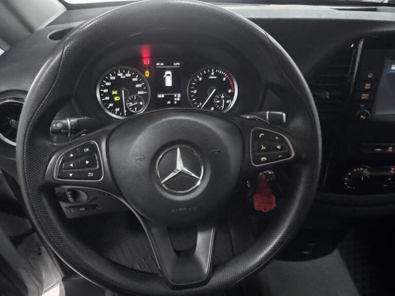 Mercedes Vito FOURGON 114 CDI LONG BVA RWD FIRST - Image 16 (July 6, 2026)