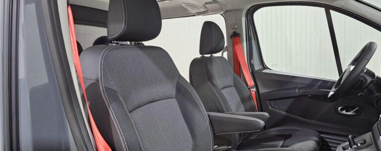 Renault Trafic CABINE APPROFONDIE CA BLUE DCI 170 BVA9 RED EDITION EXCLUSIVE - Image 08 (July 6, 2026)