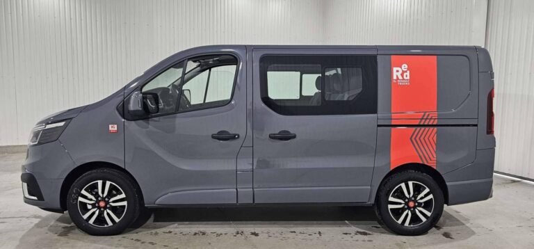 Renault Trafic CABINE APPROFONDIE CA BLUE DCI 170 BVA9 RED EDITION EXCLUSIVE - Image 03 (July 6, 2026)