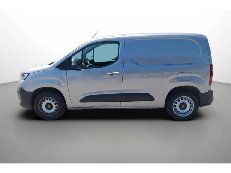 Peugeot Partner FGN FOURGON M 650 KG BLUEHDI 130 S&S EAT8 - Image 02 (July 6, 2026)
