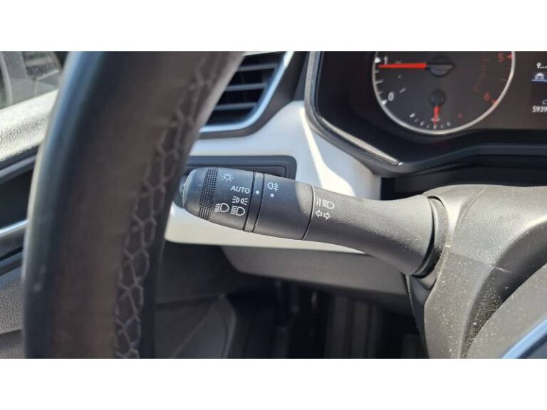 Renault Clio SOCIETE BLUE DCI 100 EVOLUTION REVERSIBLE - Image 20 (July 6, 2026)