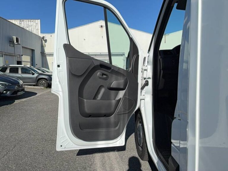 Renault Master FOURGON GV 22M3 PROP RJ3500 L4 ENERGY DCI 145 - Image 18 (July 6, 2026)