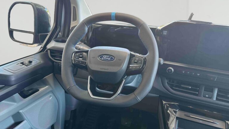 Ford Transit Custom CABINE APPROFONDIE CA 320 2.5 DURATEC 232 CH PHEV CVT MS-RT - Image 10 (July 6, 2026)