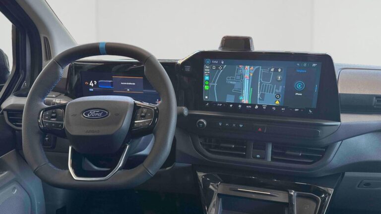 Ford Transit Custom CABINE APPROFONDIE CA 320 2.5 DURATEC 232 CH PHEV CVT MS-RT - Image 09 (July 6, 2026)