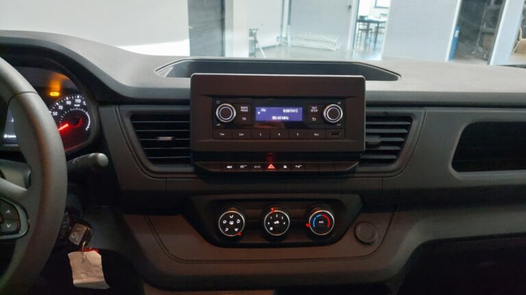 Renault Trafic FG CF 3T Blue 2.0 dCi 130 - Image 08 (July 6, 2026)