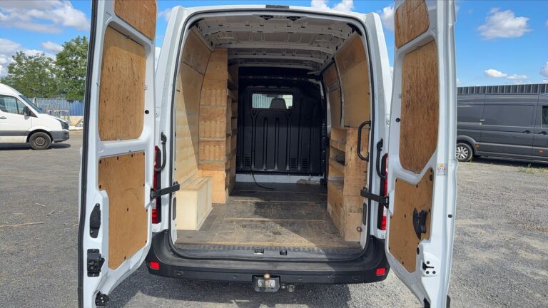 Renault Master 2.3 dCi 180 Grand Confort - Image 14 (July 6, 2026)
