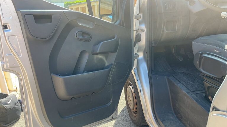 Renault Master 2.3 DCI 110.0 Grand Confort - Image 07 (July 6, 2026)