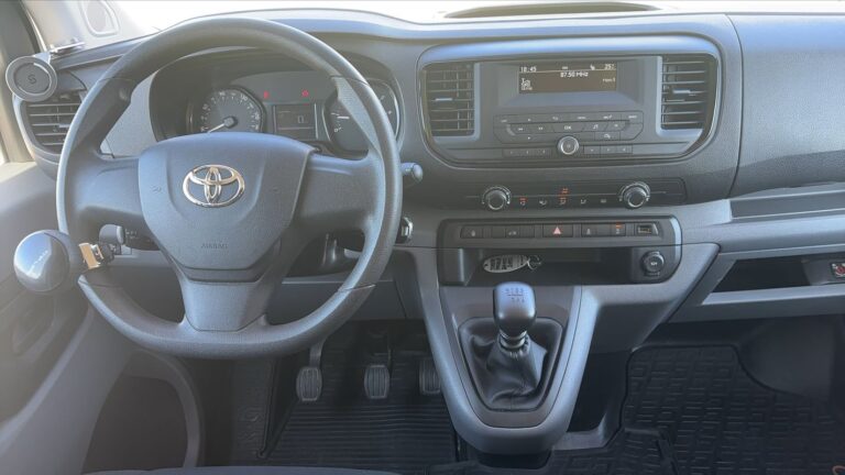 Toyota PROACE II 1.5 D-4D 120 Dynamic – 3 places - Image 11 (July 6, 2026)