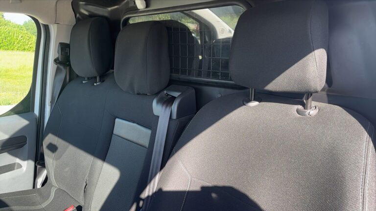 Toyota PROACE II 1.5 D-4D 120 Dynamic – 3 places - Image 09 (July 6, 2026)