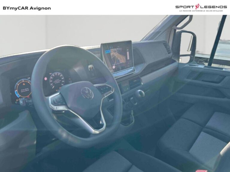 Volkswagen Crafter VAN 35 2.0 TDI 140 CH BUSINESS - Image 16 (July 6, 2026)