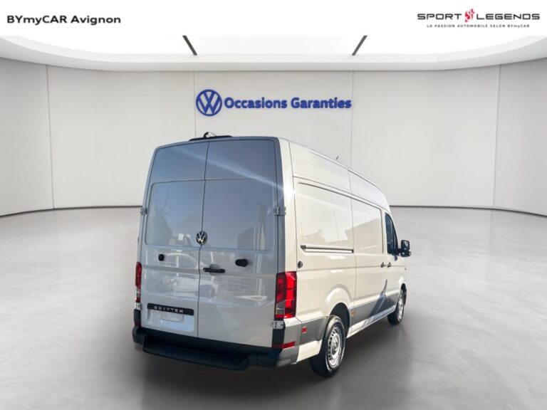 Volkswagen Crafter VAN 35 2.0 TDI 140 CH BUSINESS - Image 05 (July 6, 2026)