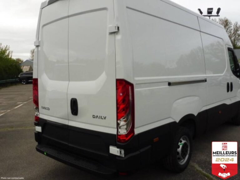 Iveco Daily 35S16 2.3 V12 156CV - Image 02 (July 7, 2026)