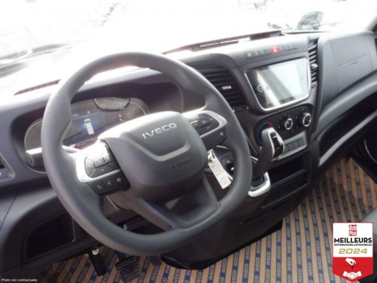Iveco Daily 35S18 3.0 V16 HI-MATIC H2 180CV - Image 04 (July 7, 2026)