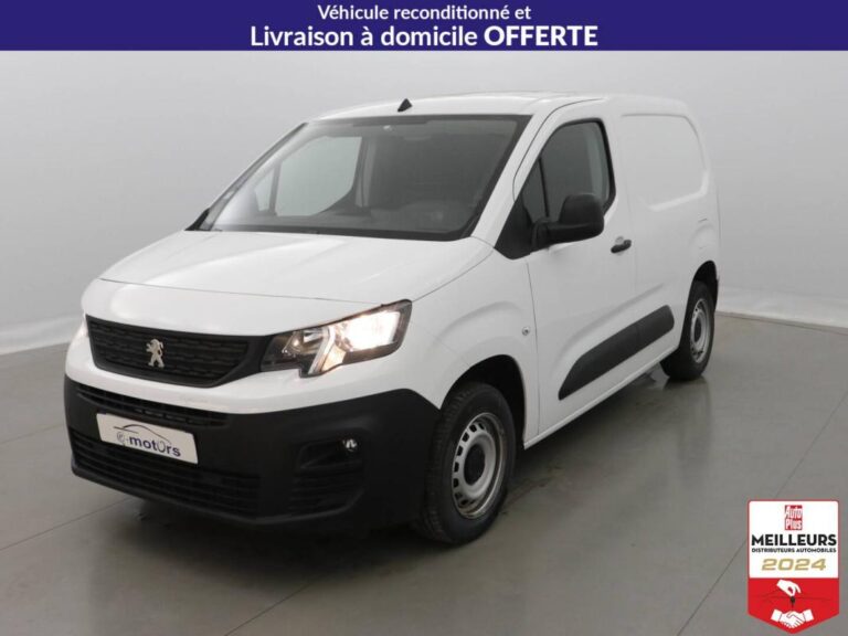 Peugeot Partner FOURGON STANDARD 650 KG ESSENCE 110 PREMIU - Image 01 (July 7, 2026)