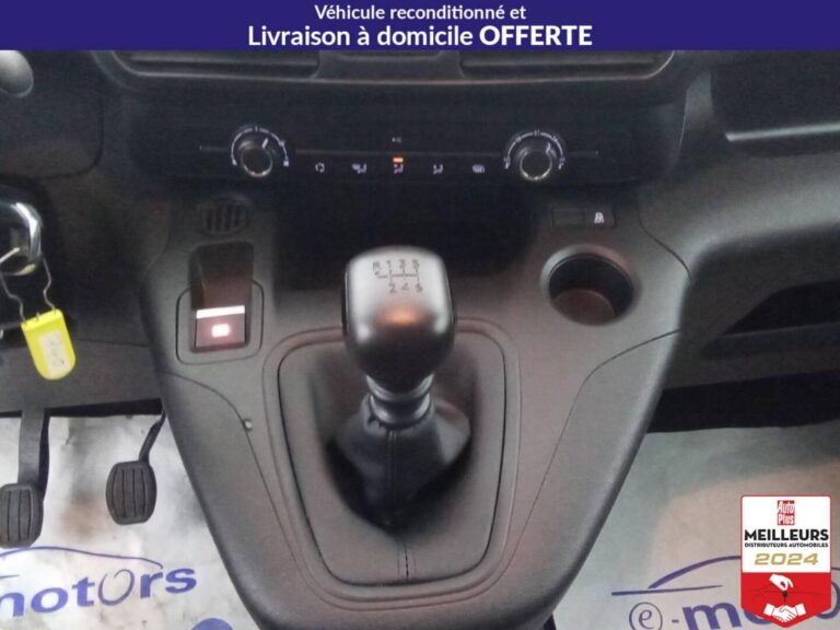 Peugeot Partner FOURGON STANDARD 650 KG ESSENCE 110 PREMIU - Image 18 (July 7, 2026)