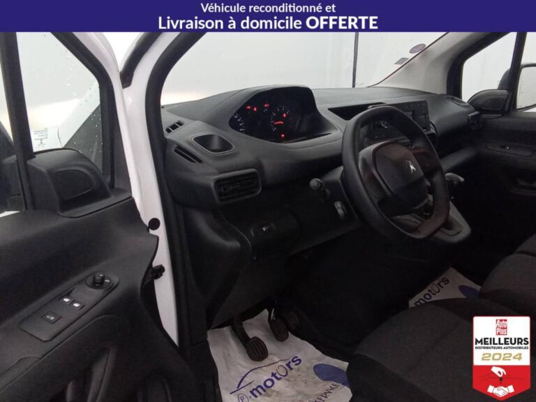 Peugeot Partner FOURGON STANDARD 650 KG ESSENCE 110 PREMIU - Image 20 (July 7, 2026)