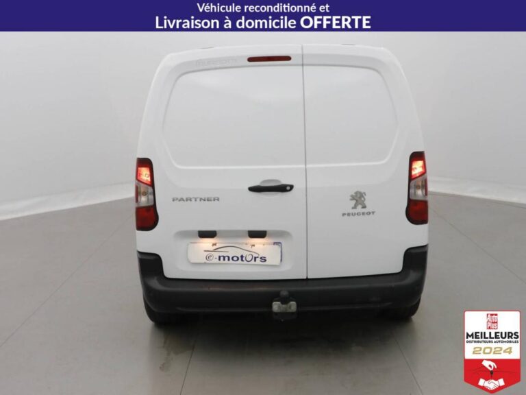 Peugeot Partner FOURGON STANDARD 650 KG ESSENCE 110 PREMIU - Image 06 (July 7, 2026)