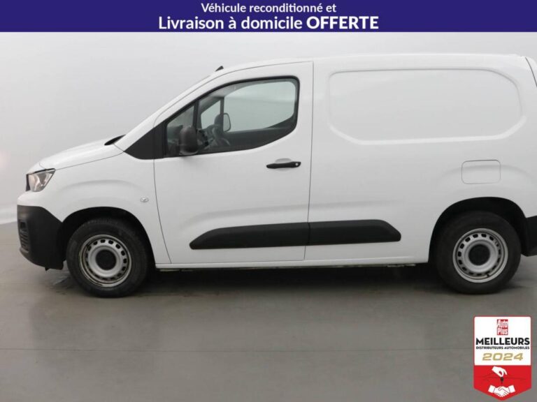 Peugeot Partner FOURGON STANDARD 650 KG ESSENCE 110 PREMIU - Image 08 (July 7, 2026)