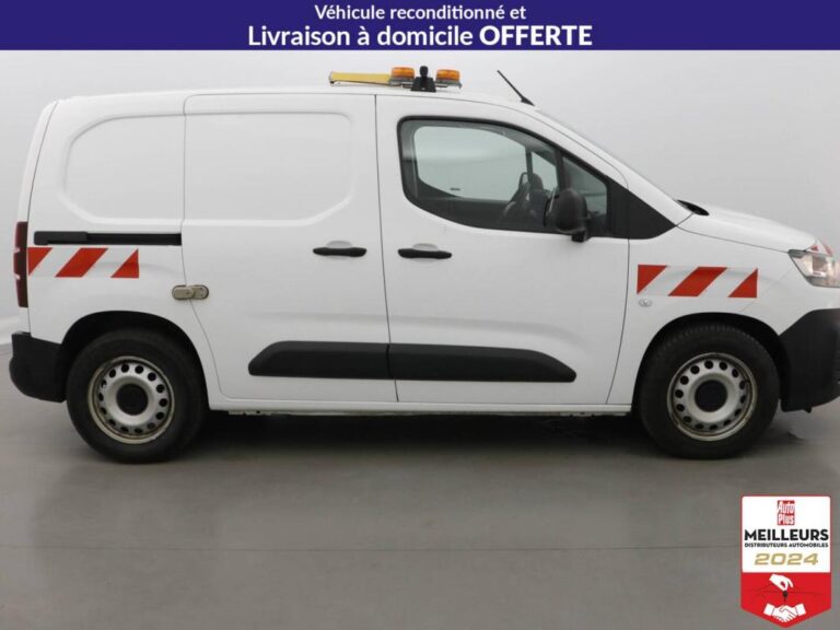Citroën Berlingo VAN M 130CV BVA WORKER 3PL +Caméra de re - Image 04 (July 7, 2026)