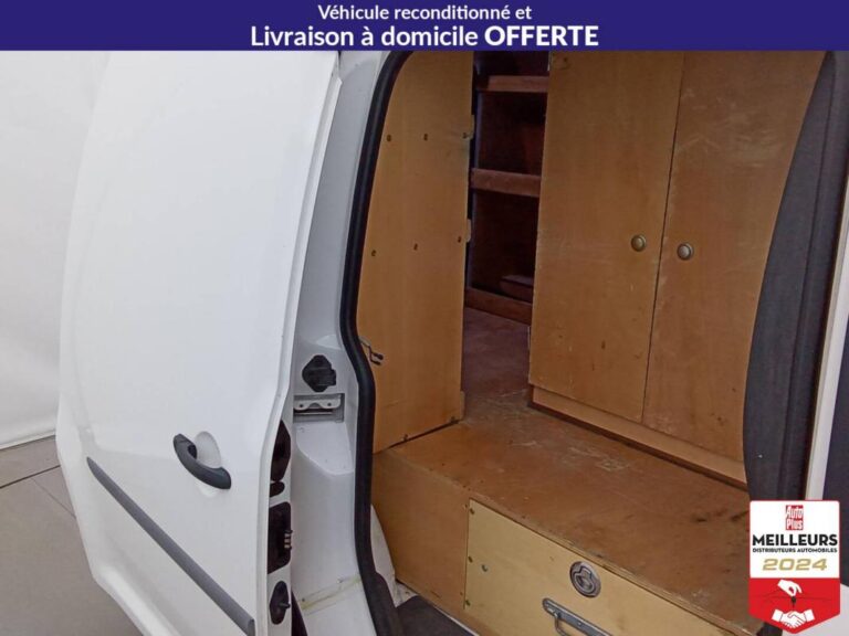 Volkswagen Caddy Van 1.4 TGI 110 GNV +GPS +PDC AR - Image 16 (July 7, 2026)
