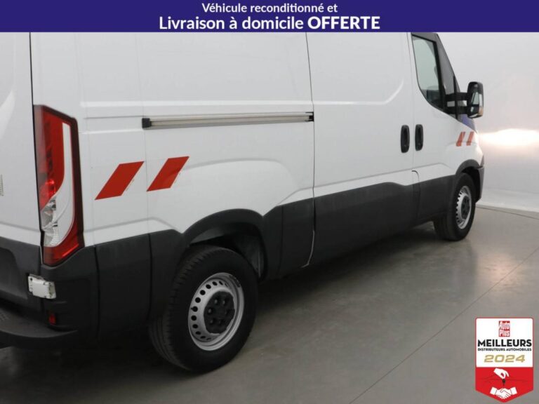 Iveco Daily BLUE POWER FOURGON GNV 35 S 14N 3520 V11 H2 BVA8 Hi-Mat - Image 05 (July 7, 2026)
