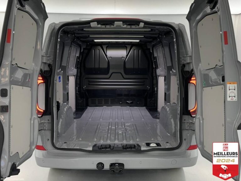 Volkswagen Transporter T7 2.0 TDI 150ch Business BVA8 - Image 09 (July 7, 2026)